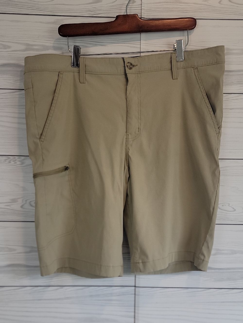 Original Weatherproofโvintage Men's Khaki Performance Shorts - Tan Size 40